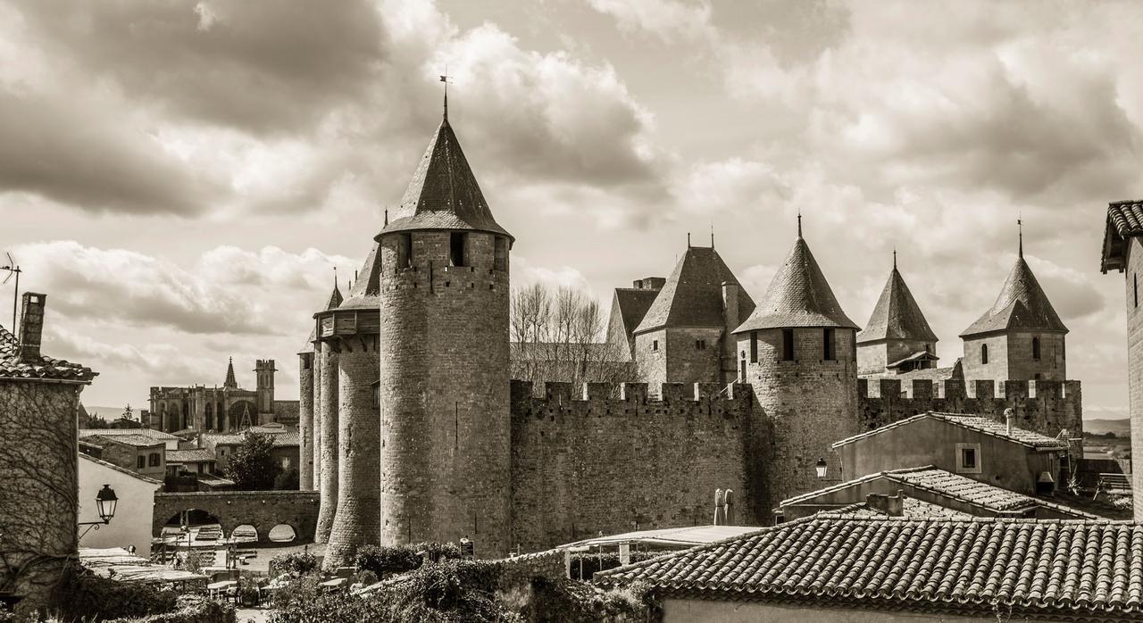 Отель La Belle Minervoise Saint-Frichoux Экстерьер фото